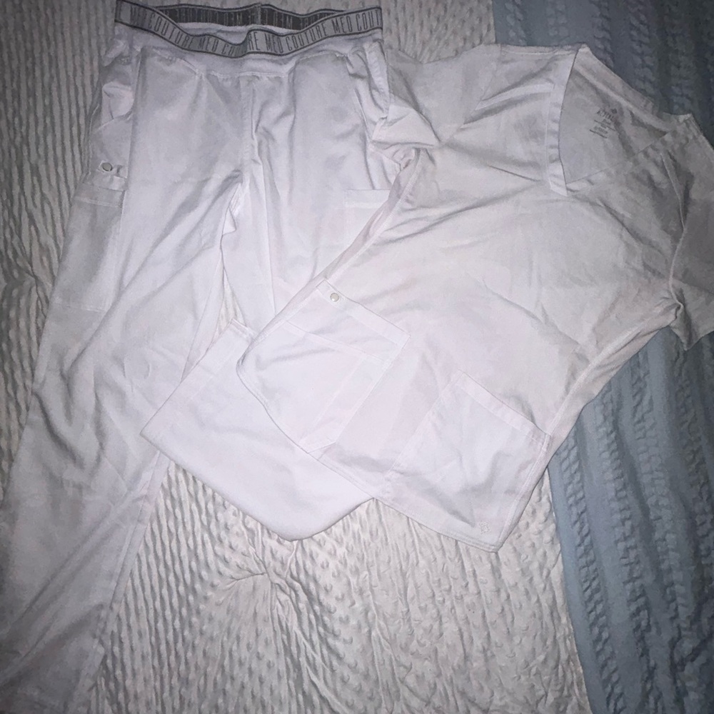 Med Couture Classic White Scrub set